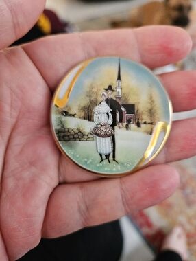 P. Buckley Members Society Porcelain Pendant/Brooch Country Wedding